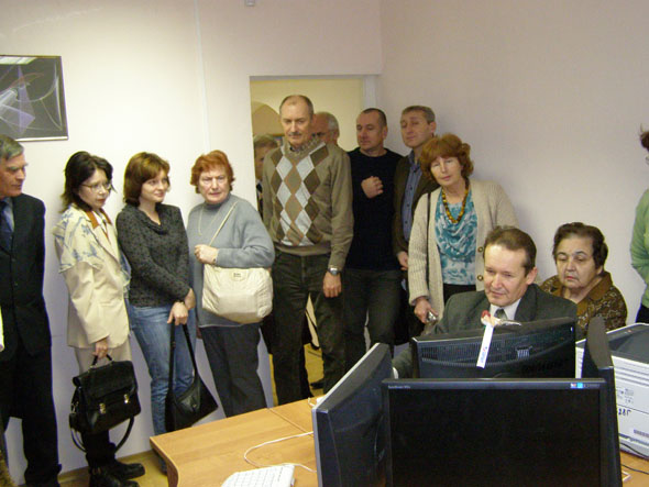 Зеленые листья3